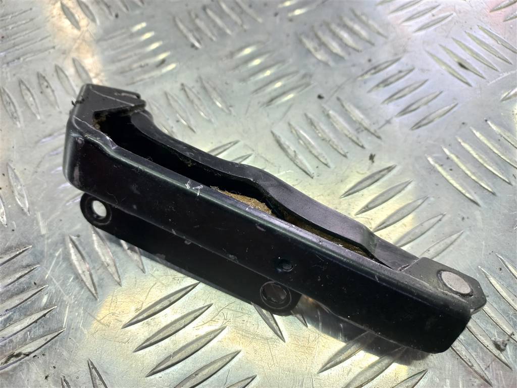 ограничитель двери сдвижной Volkswagen Transporter  7H0843413C, 1550 рублей, Москва