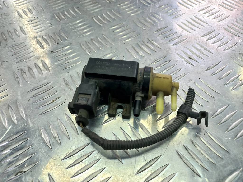 клапан электромагнитный Volkswagen Transporter  1K0906627A, 4079 рублей, Москва