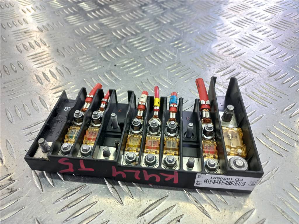 блок предохранителей Volkswagen Transporter  7H6970187FD, 3850 рублей, Москва