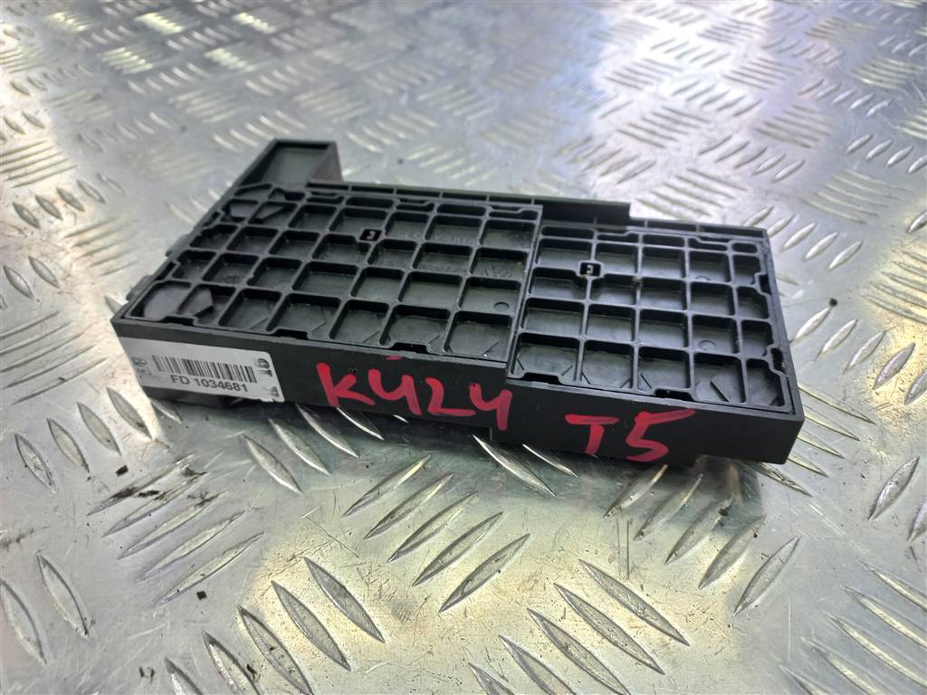 блок предохранителей Volkswagen Transporter  7H6970187FD, 3850 рублей, Москва