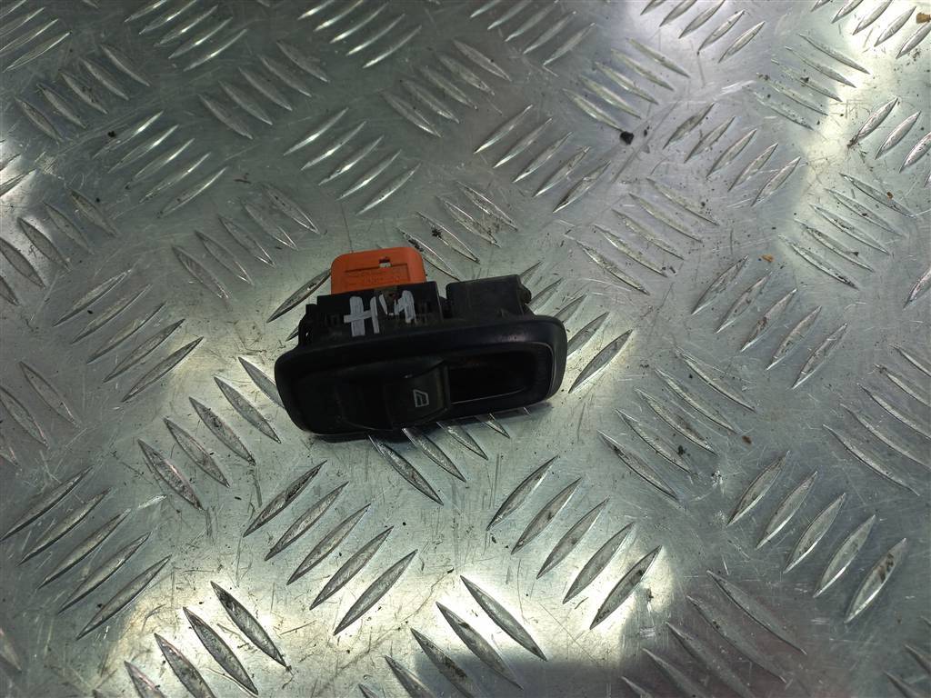 кнопка стеклоподъемника FORD Transit  1785591, 2130 рублей, Москва