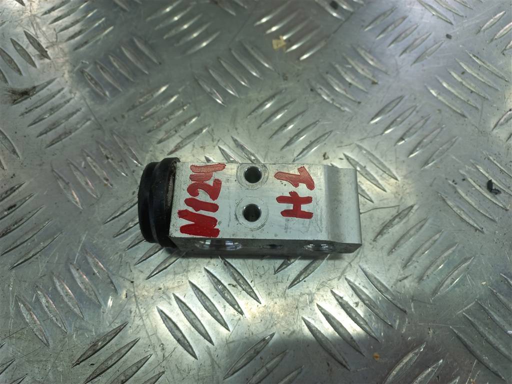 клапан кондиционера Hyundai Grand Starex  976262C000, 980 рублей, Москва