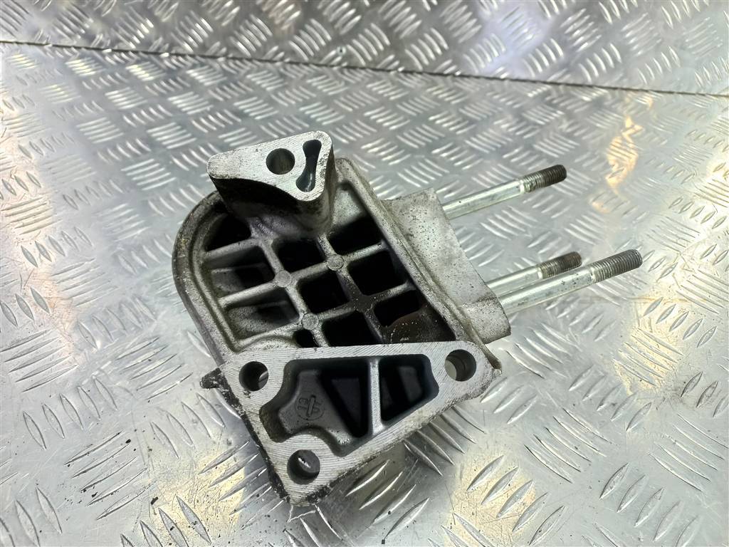 кронштейн двигателя (двс) Fiat Doblo  55210279, 7300 рублей, Москва