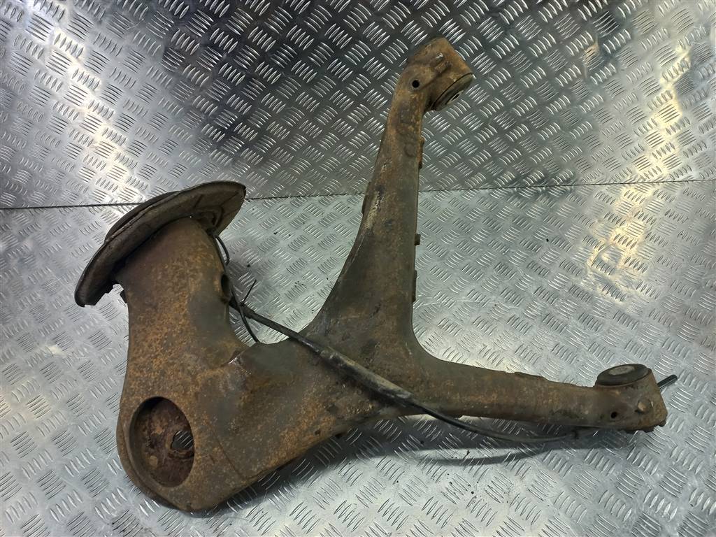 рычаг MERCEDES-BENZ Vito  A6393504801, 7880 рублей, Москва