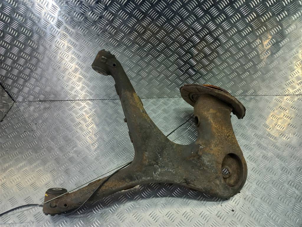 рычаг MERCEDES-BENZ Vito  A6393504701, 7880 рублей, Москва