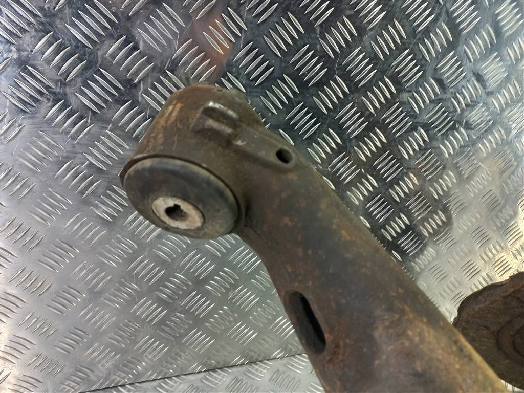 рычаг MERCEDES-BENZ Vito  A6393504701, 7880 рублей, Москва