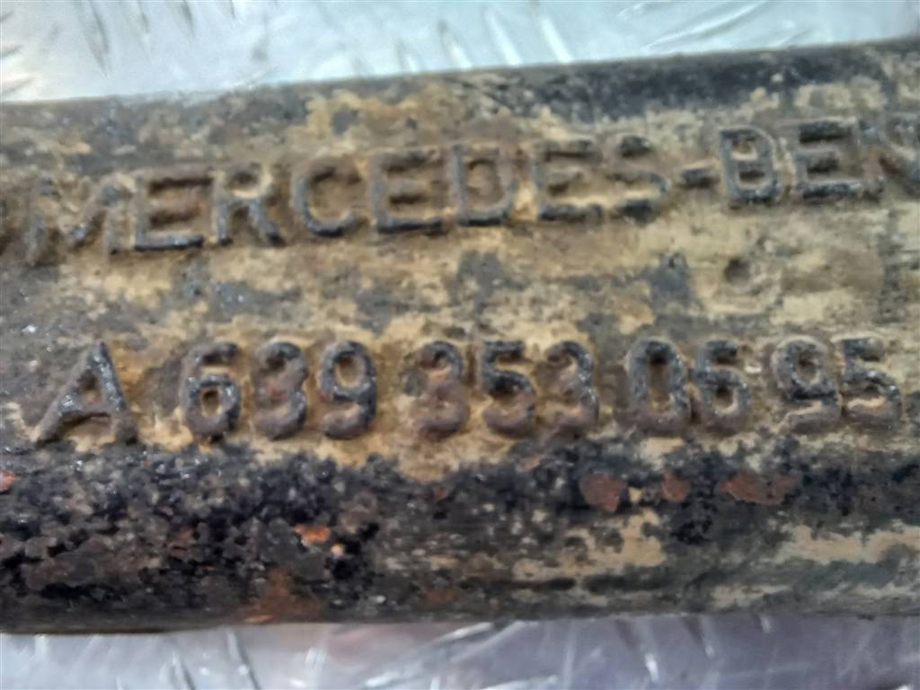 подушка редуктора MERCEDES-BENZ Vito  A6393500585, 1440 рублей, Москва