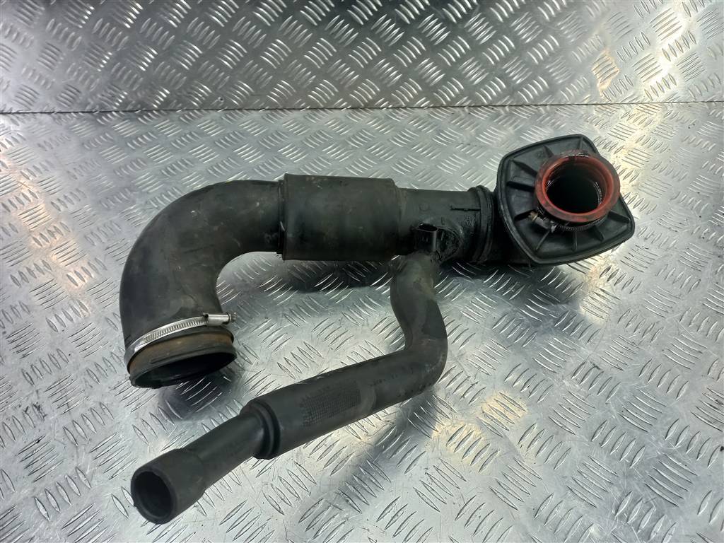 патрубок воздушный (резиновый) MERCEDES-BENZ Vito  A6395280624, 1900 рублей, Москва