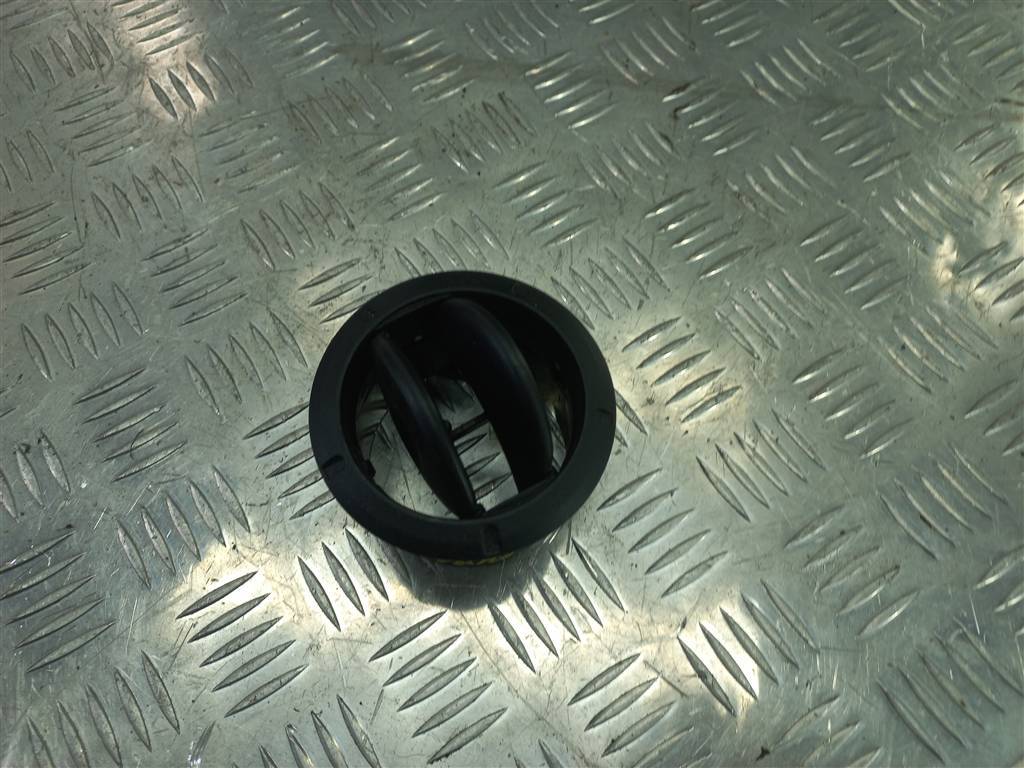 решетка воздуховода Opel Movano  4419457, 630 рублей, Москва