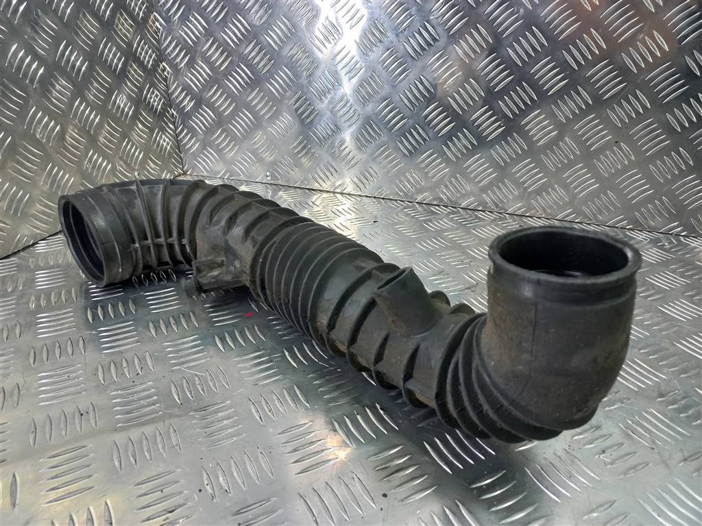 патрубок воздушный (резиновый) MERCEDES-BENZ Vito  A6395281182, 1550 рублей, Москва