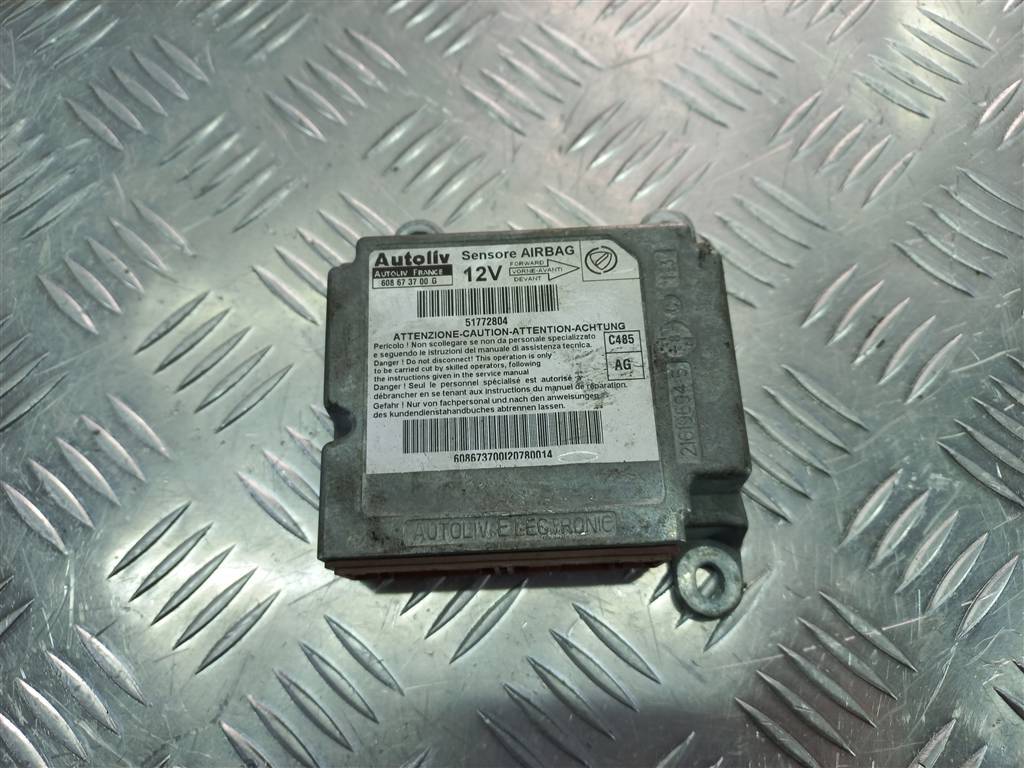 блок управления srs (air bag) Fiat Doblo 1.4 MT (78 л.с.)Doblo  I рестайлинг (2005—2015) Фургон 51772804, 1550 рублей, Москва