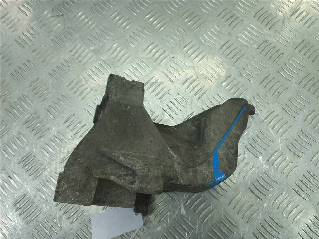 кронштейн двигателя (двс) MERCEDES-BENZ Vito  A6512231504, 2010 рублей, Москва