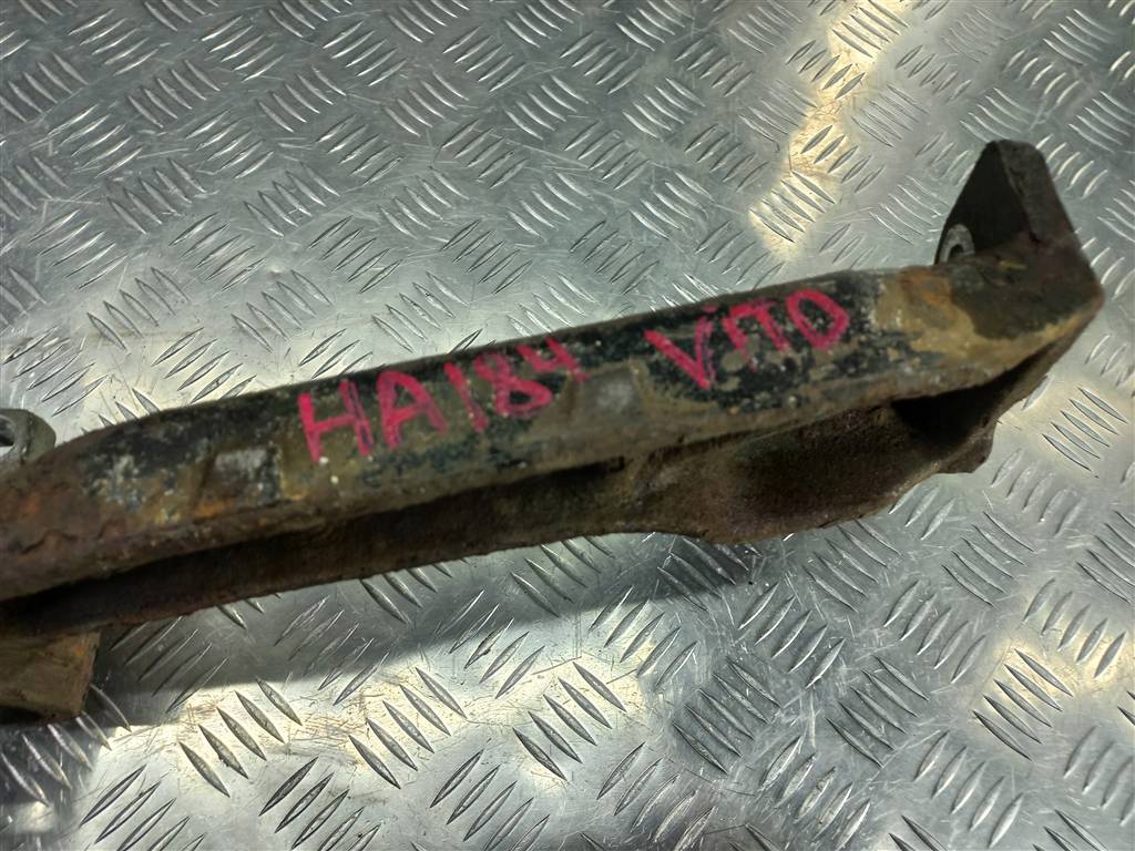 подушка редуктора MERCEDES-BENZ Vito  A6393500585, 1440 рублей, Москва