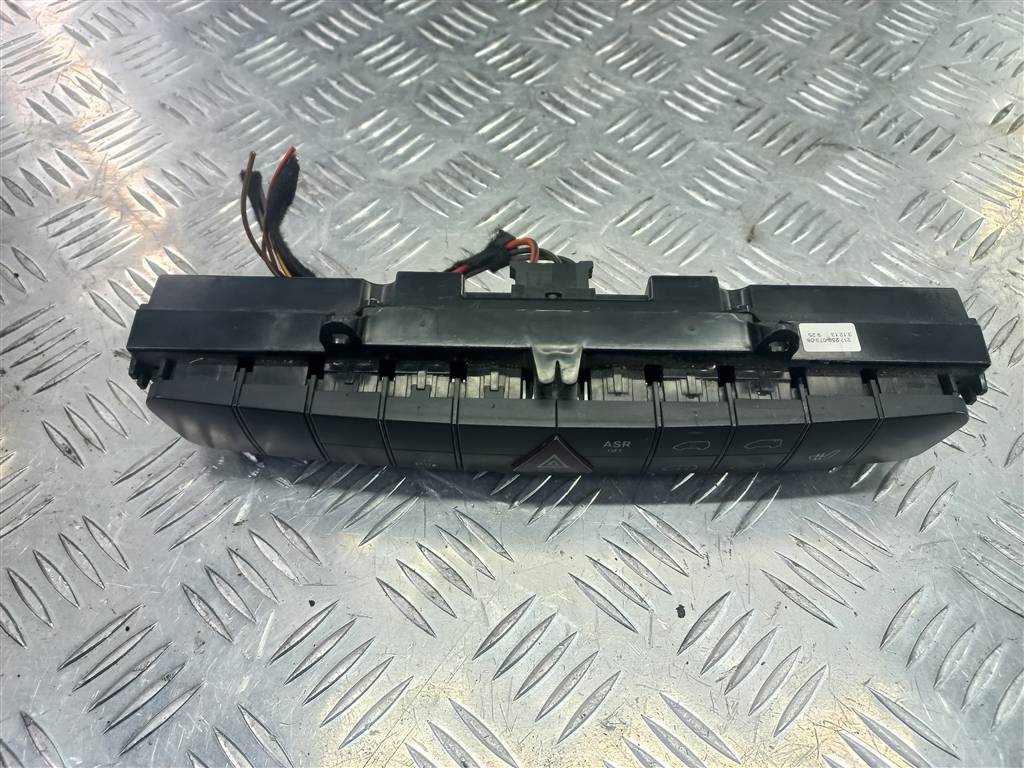 блок кнопок MERCEDES-BENZ Vito  A6398701710, 5580 рублей, Москва