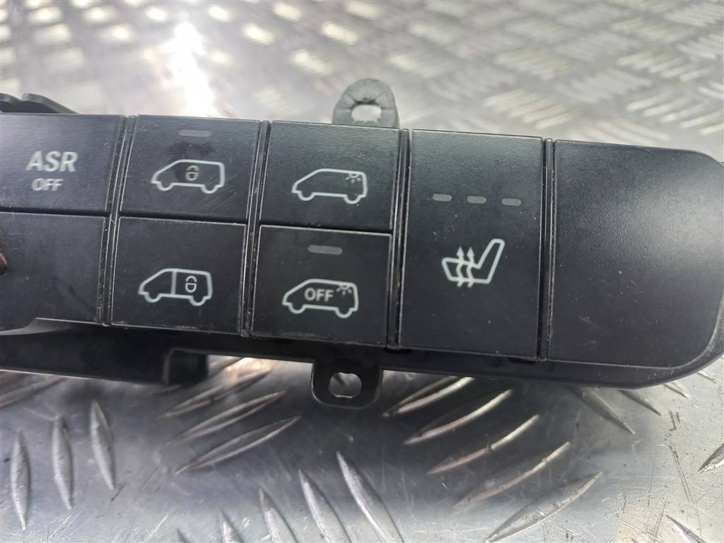 блок кнопок MERCEDES-BENZ Vito  A6398701710, 5580 рублей, Москва