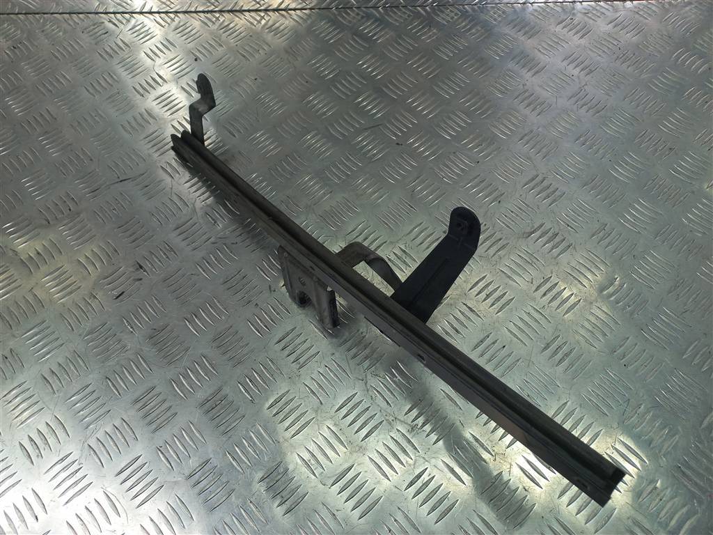 направляющая стекла двери Iveco Daily  500314251, 860 рублей, Москва