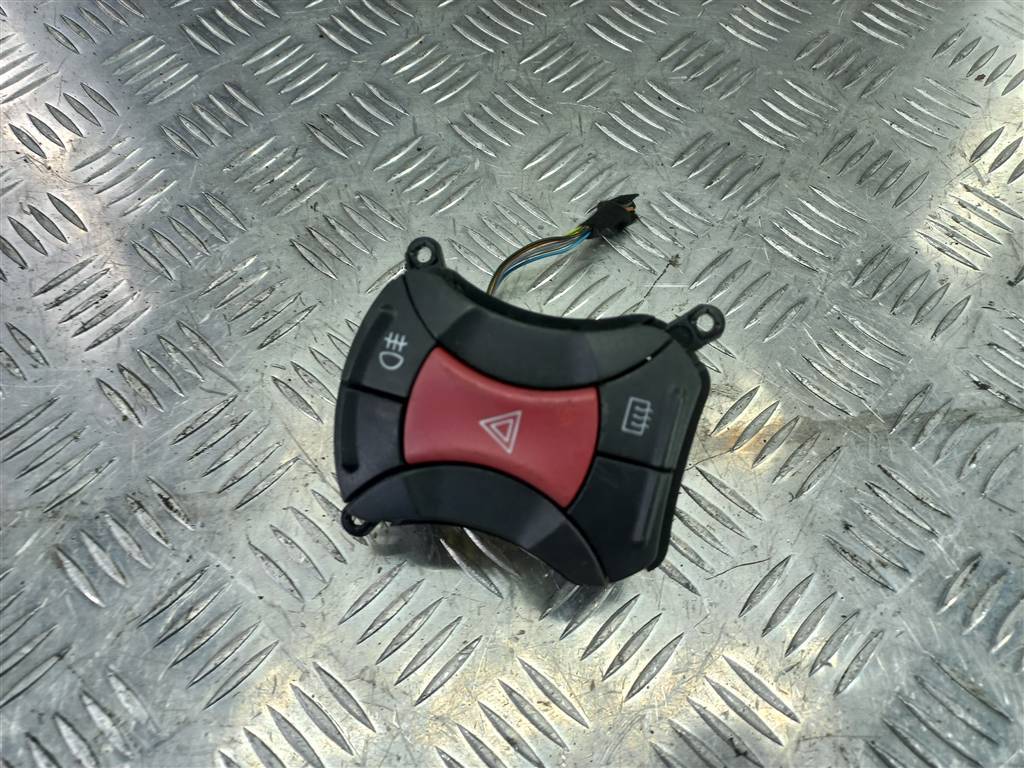 кнопка аварийной сигнализации Fiat Doblo  7354198640, 980 рублей, Москва