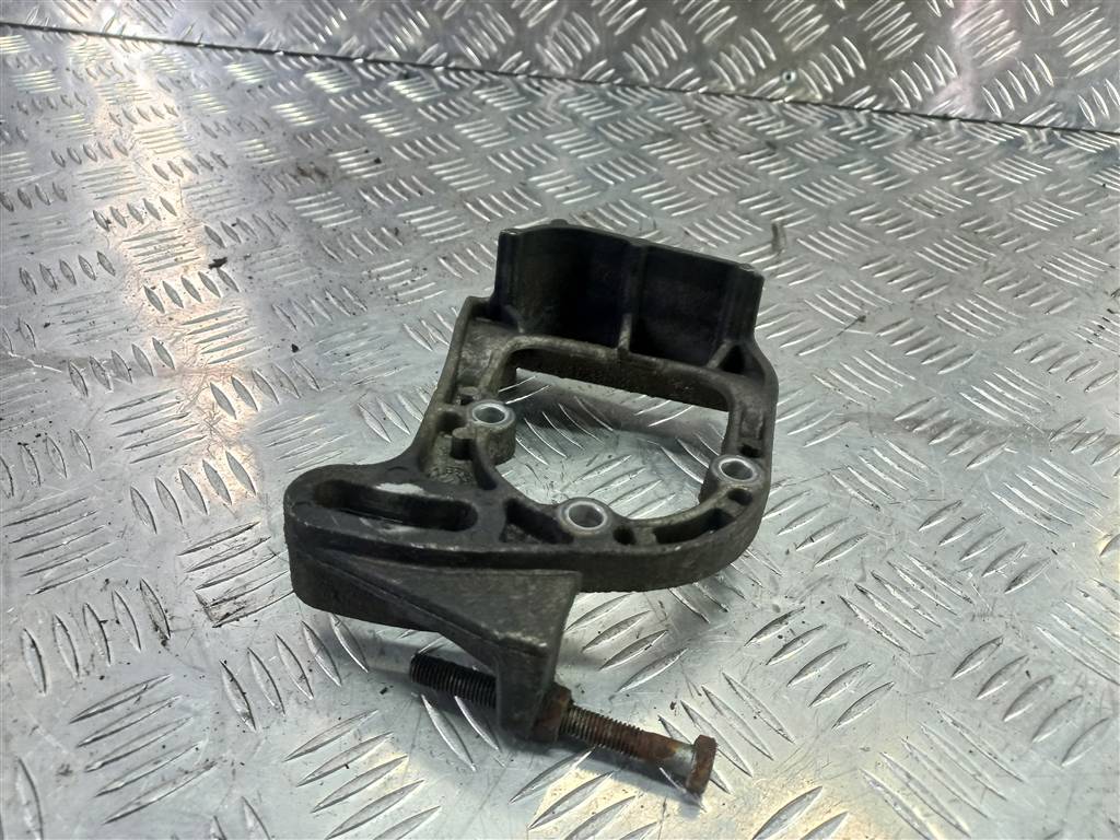 кронштейн гур Fiat Doblo  46752134, 1900 рублей, Москва