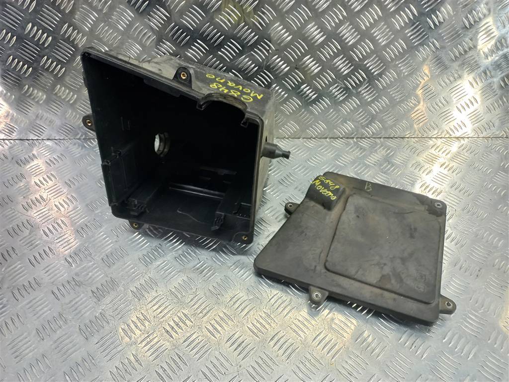 корпус блока предохранителей Opel Movano  4420823, 3850 рублей, Москва