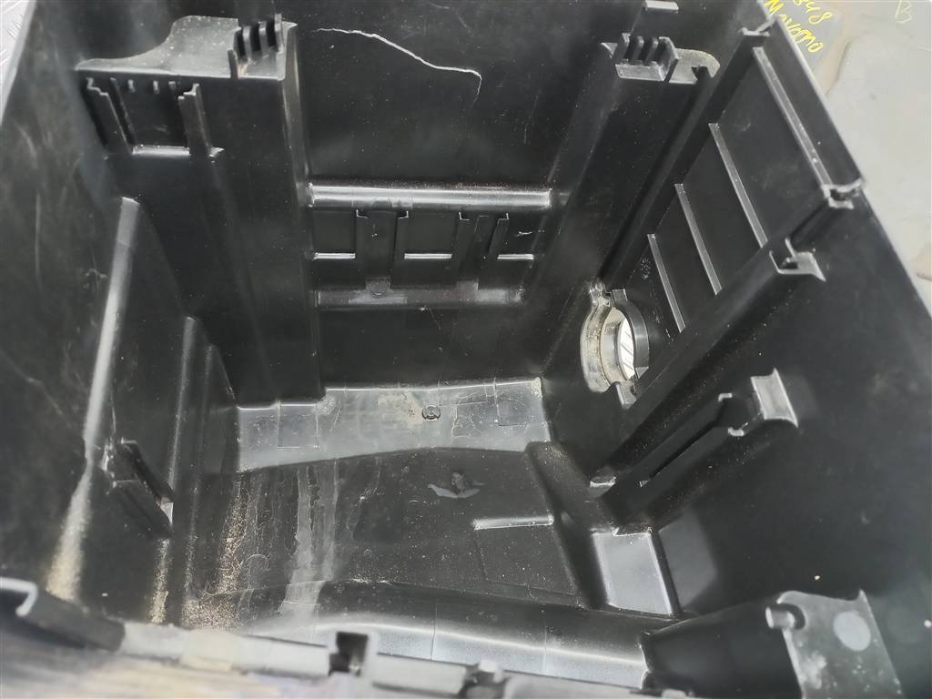 корпус блока предохранителей Opel Movano  4420823, 3850 рублей, Москва