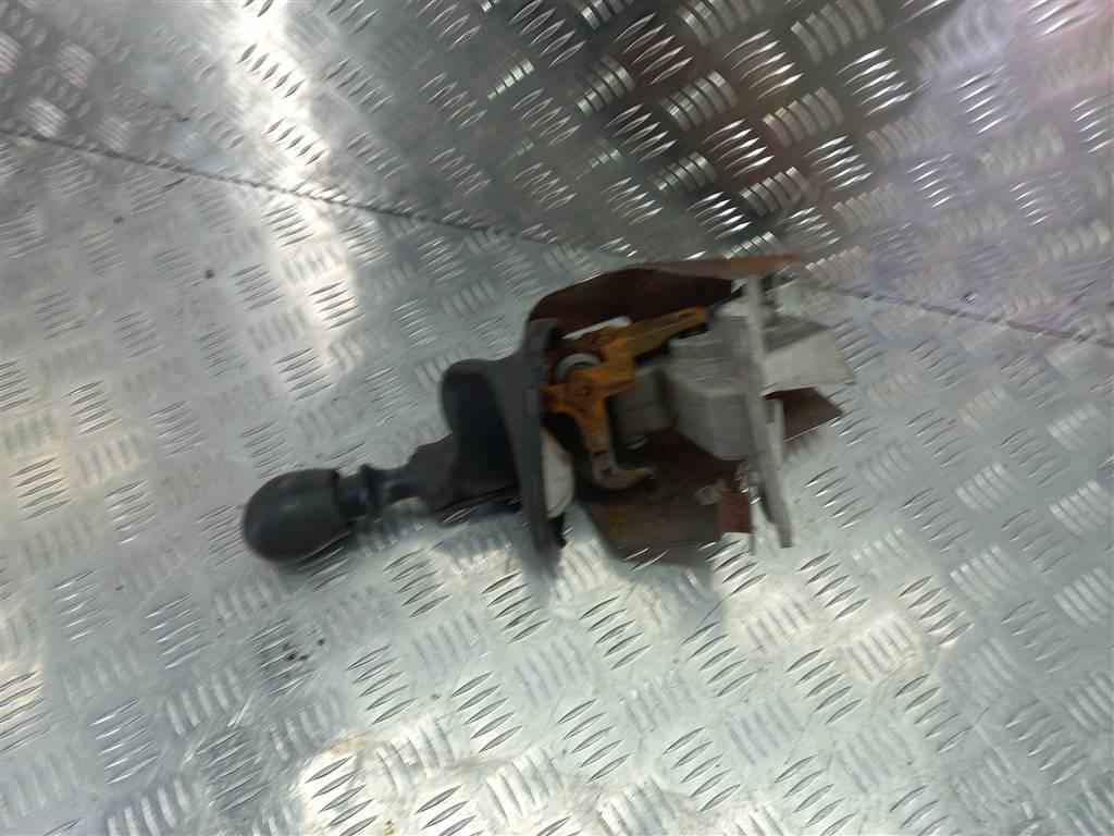 кулиса (механизм выбора передач) Renault Trafic  8200911874, 8450 рублей, Москва