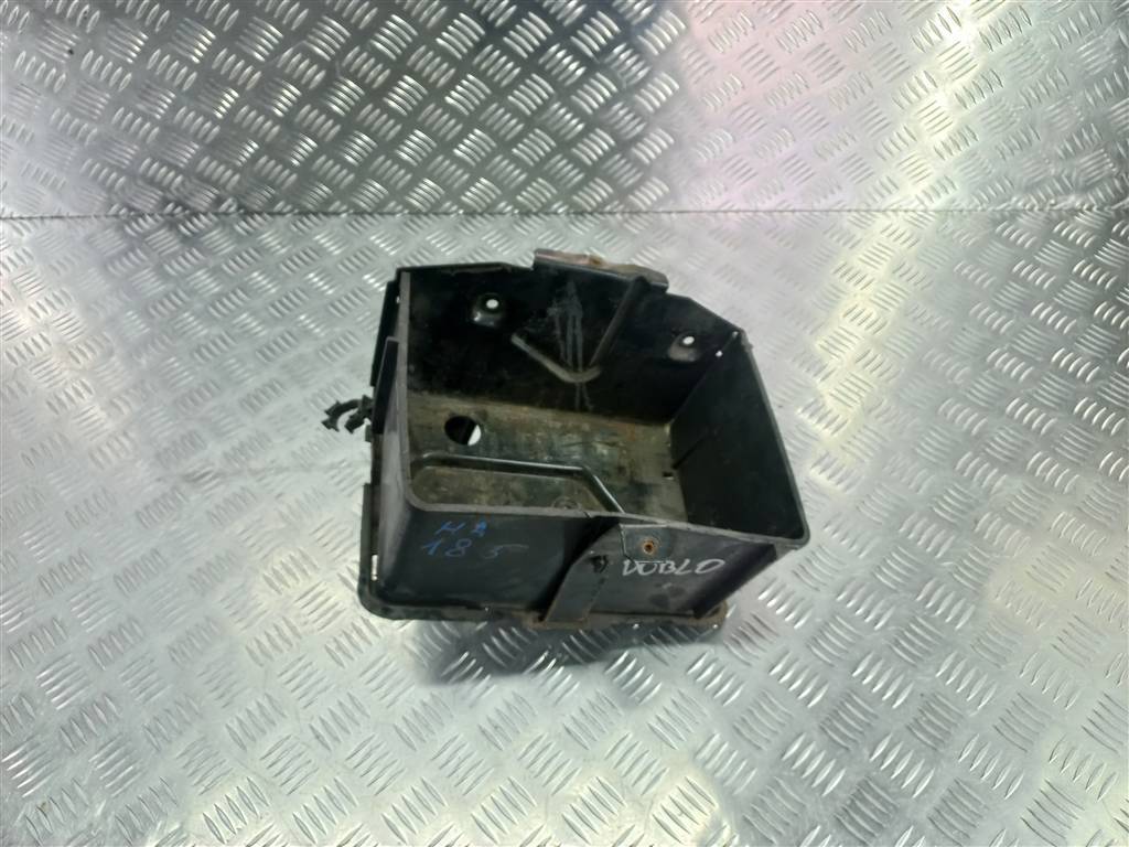 подставка под аккумулятор Fiat Doblo 1.4 MT (78 л.с.)Doblo  I рестайлинг (2005—2015) Фургон 51778240, 630 рублей, Москва