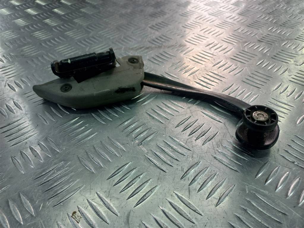 ролик двери сдвижной Fiat Doblo 1.4 MT (78 л.с.)Doblo  I рестайлинг (2005—2015) Фургон 51731619, 750 рублей, Москва