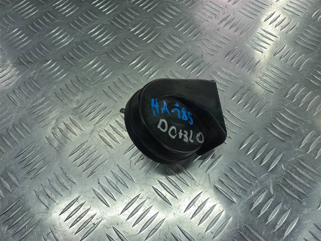 сигнал звуковой Fiat Doblo 1.4 MT (78 л.с.)Doblo  I рестайлинг (2005—2015) Фургон 51761429, 2360 рублей, Москва