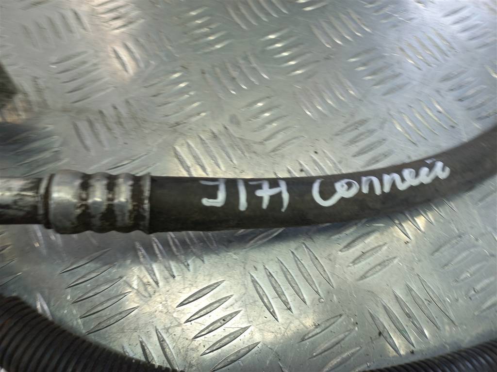 трубка кондиционера FORD Tourneo Connect  1365482, 17650 рублей, Москва