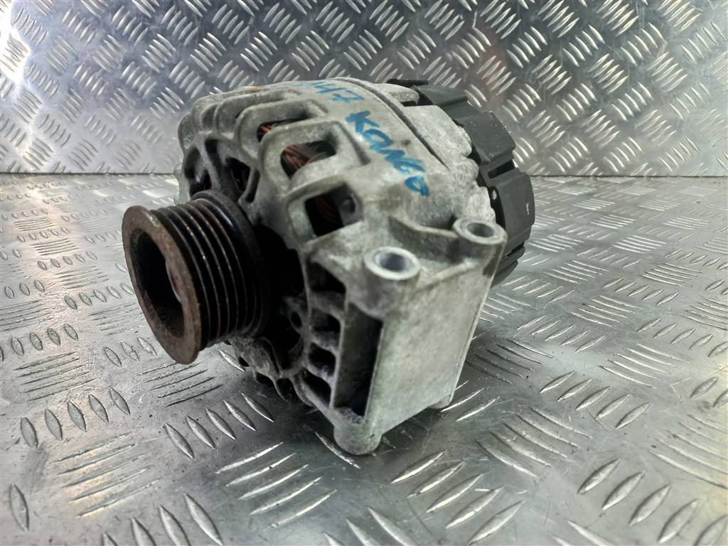 генератор Renault Kangoo  8200667605, 9600 рублей, Москва