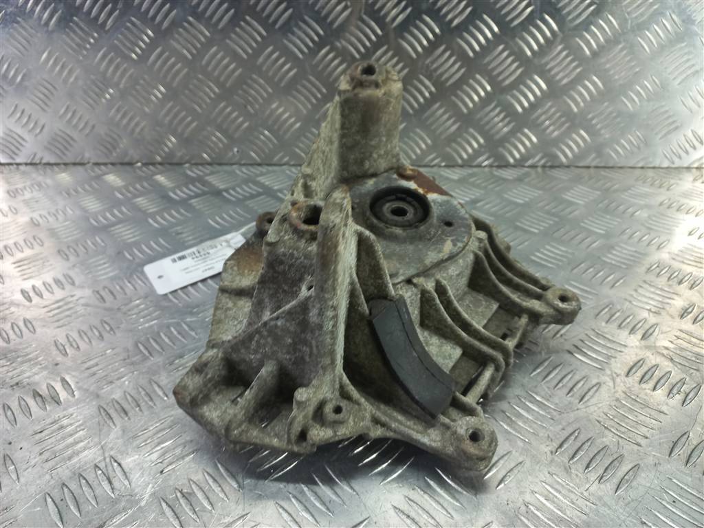 кронштейн двигателя (двс) Renault Kangoo  7700416580, 5000 рублей, Москва