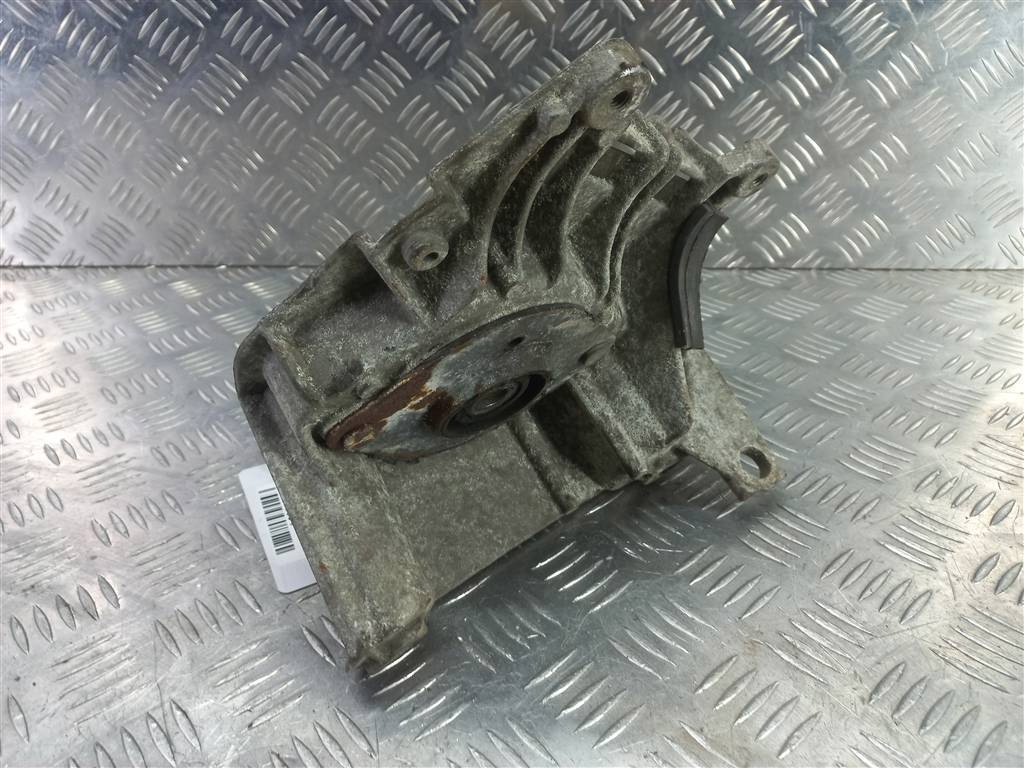 кронштейн двигателя (двс) Renault Kangoo  7700416580, 5000 рублей, Москва