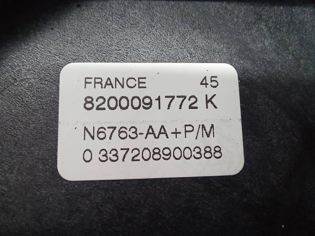 подушка безопасности водителя Renault Kangoo  985700858R, 2470 рублей, Москва