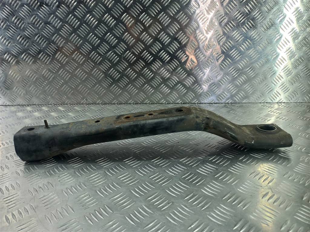 кронштейн подрамника MERCEDES-BENZ Sprinter  A9063300105, 2130 рублей, Москва