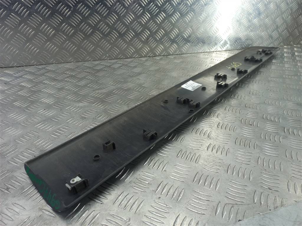 накладка двери Renault Kangoo  8200389343, 2130 рублей, Москва