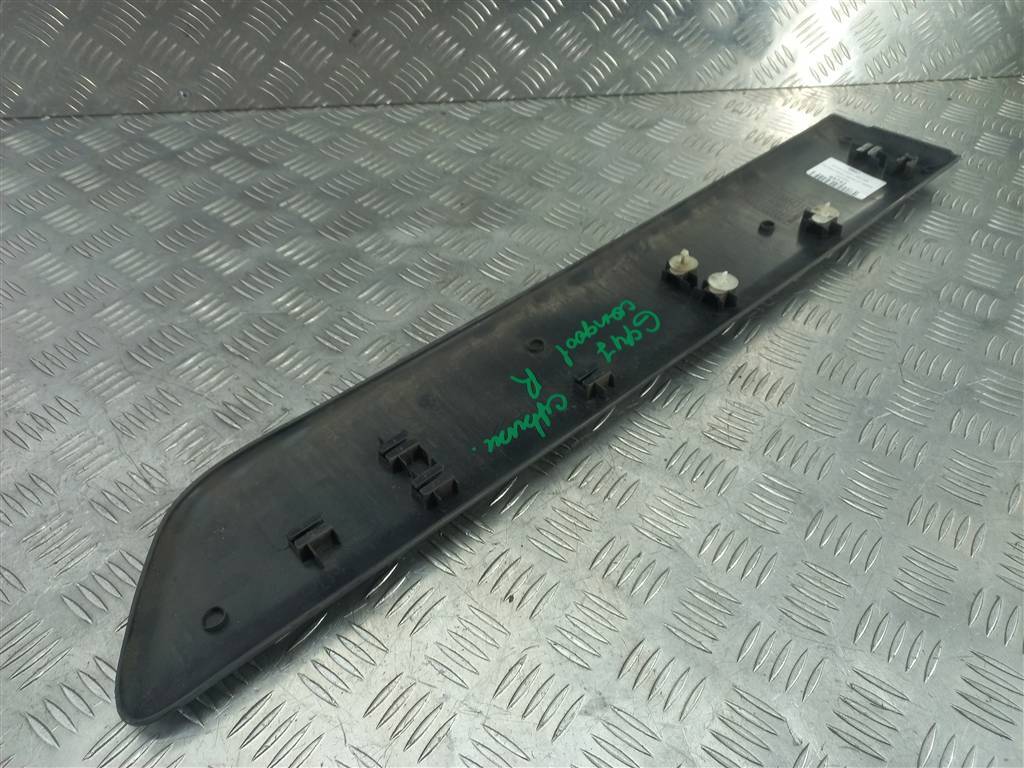 накладка двери сдвижной Renault Kangoo  8200389360, 4430 рублей, Москва