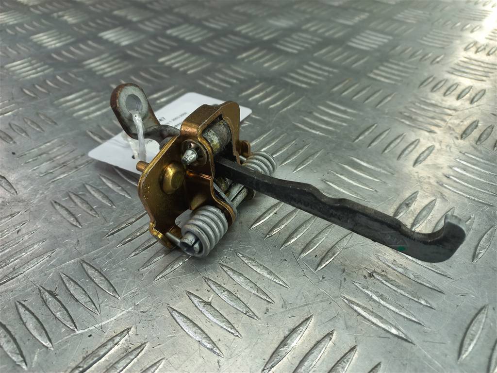 ограничитель двери Renault Kangoo  7700303548, 980 рублей, Москва