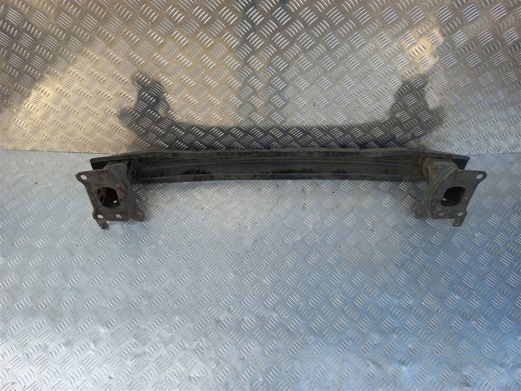 усилитель бампера Volkswagen Caddy  2K0807305D, 3850 рублей, Москва