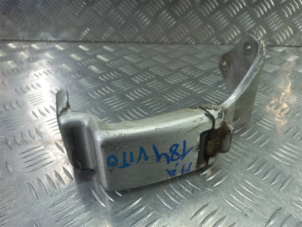 петля двери распашной MERCEDES-BENZ Vito  A6397401437, 630 рублей, Москва