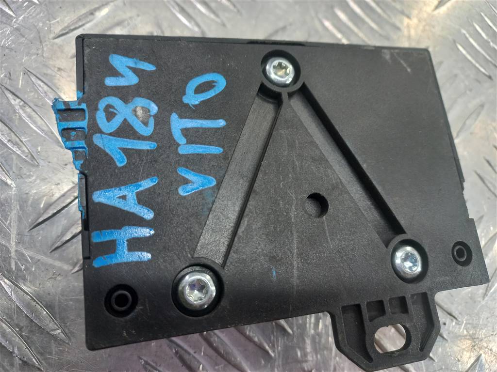 блок управления MERCEDES-BENZ Sprinter  A0009003101, 2240 рублей, Москва