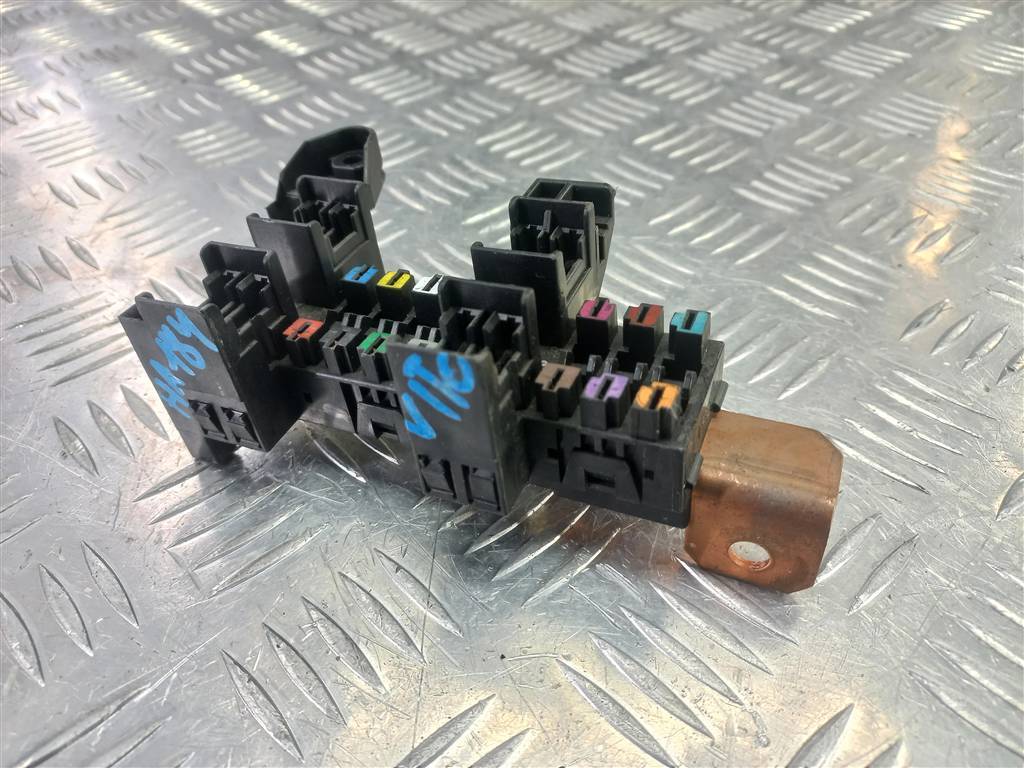 блок предохранителей MERCEDES-BENZ Vito  A6395400150, 2470 рублей, Москва