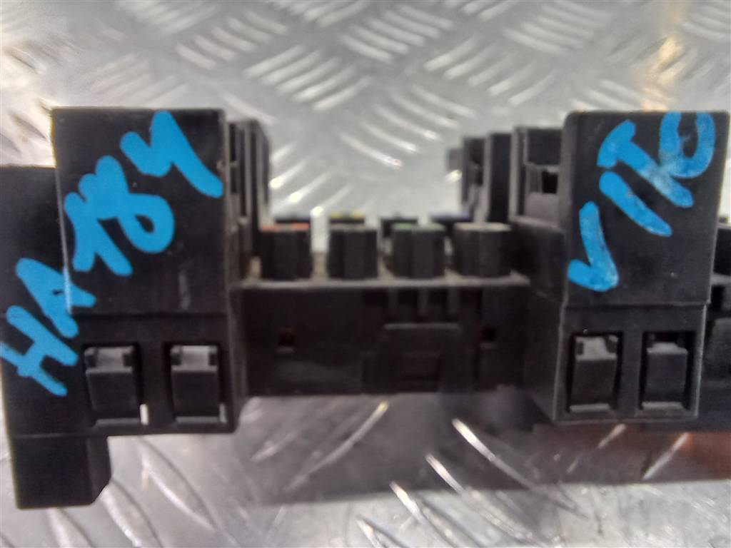 блок предохранителей MERCEDES-BENZ Vito  A6395400150, 2470 рублей, Москва