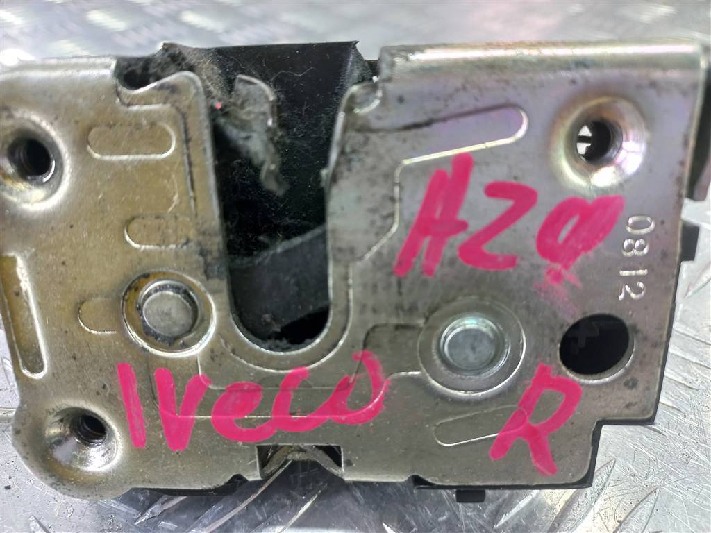 замок двери Iveco Daily  5801352922, 2700 рублей, Москва