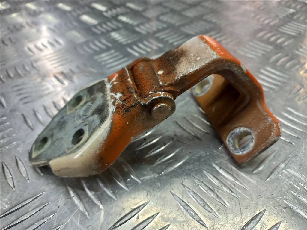 петля двери Iveco Daily  97169415, 2700 рублей, Москва