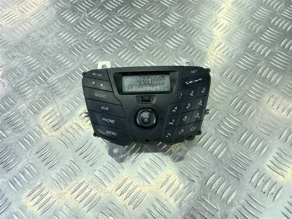 магнитола FORD Transit  2043607, 6730 рублей, Москва