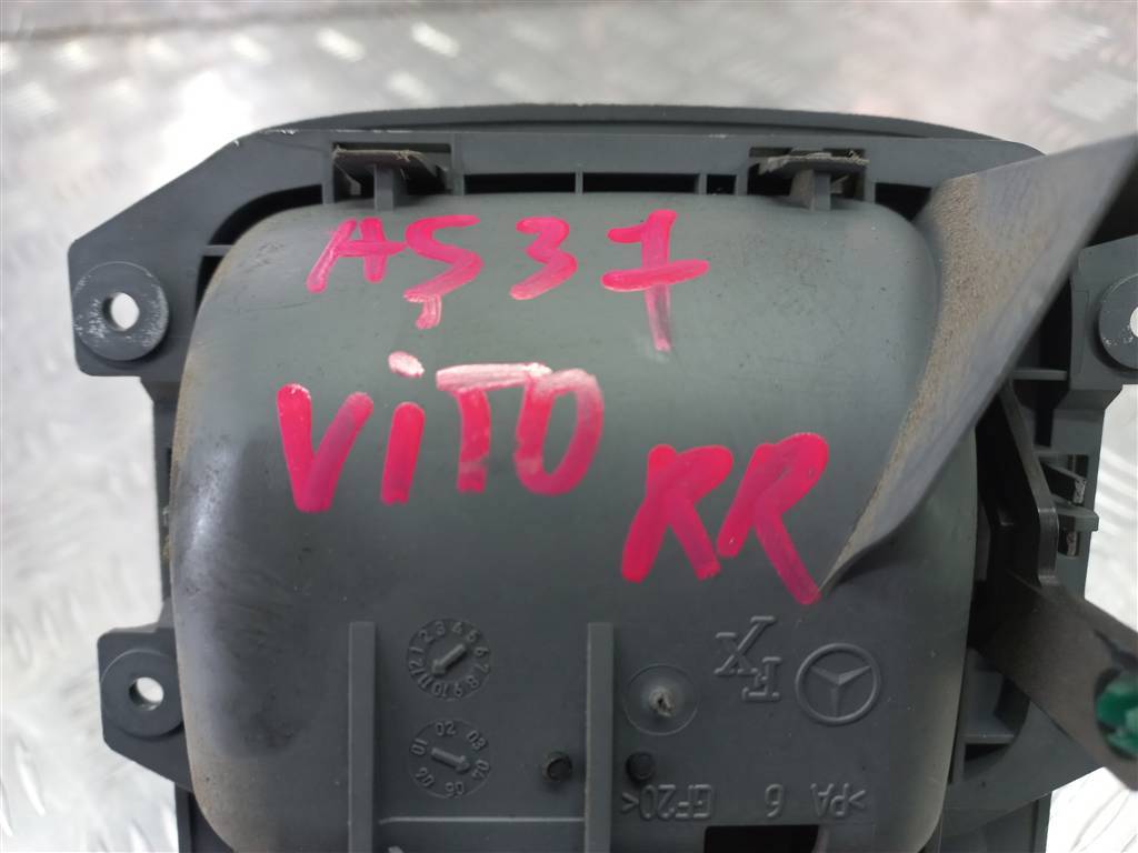 ручка двери внутренняя MERCEDES-BENZ Vito  A6397600061, 630 рублей, Москва