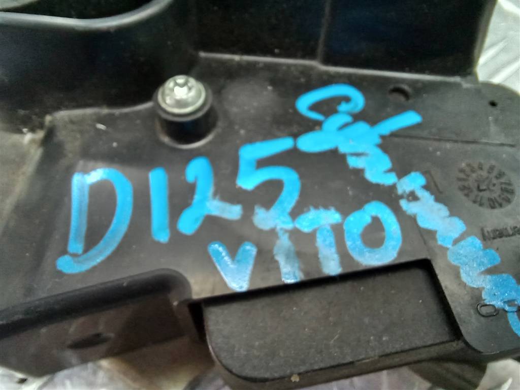 замок двери сдвижной MERCEDES-BENZ Vito  A6397300635, 5580 рублей, Москва