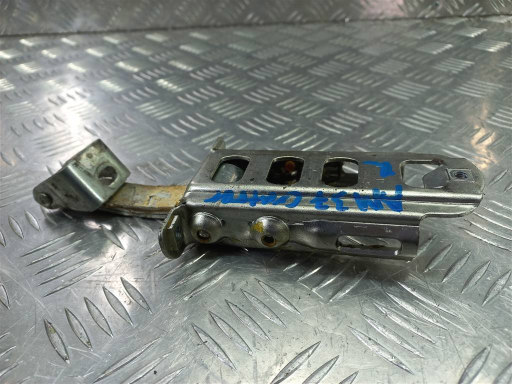 ограничитель двери Volkswagen Crafter  2E0837249B, 2470 рублей, Москва