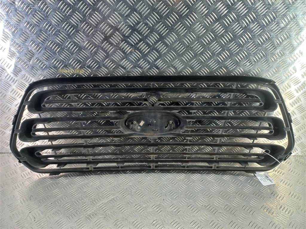 решетка радиатора FORD Transit  1865286, 7300 рублей, Москва