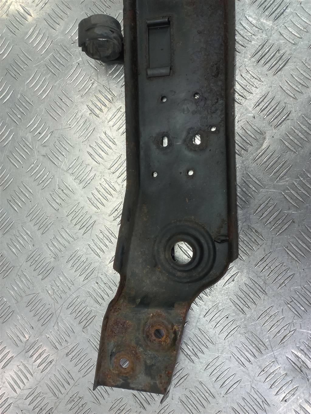 опора радиаторов FORD Transit  2179291, 6150 рублей, Москва